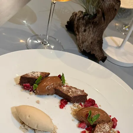 Altmann's Stube بيت ضيافة 4*